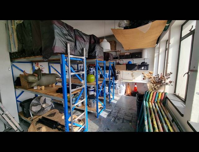 210M² FULL FLOOR TO LET IN WOODSTOCK